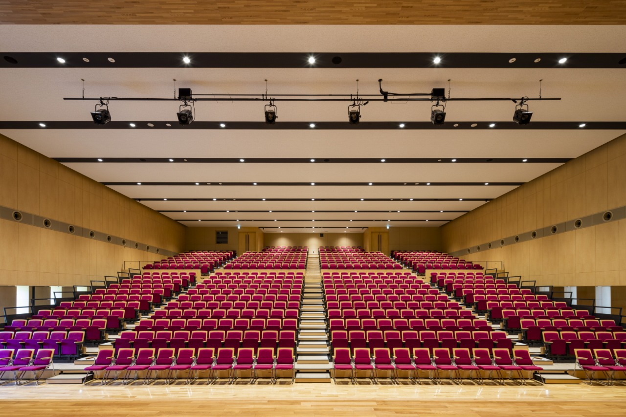 北海道文教大学 鶴岡記念講堂 コトブキシーティング株式会社