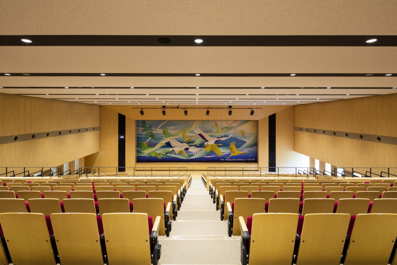 北海道文教大学 鶴岡記念講堂 コトブキシーティング株式会社