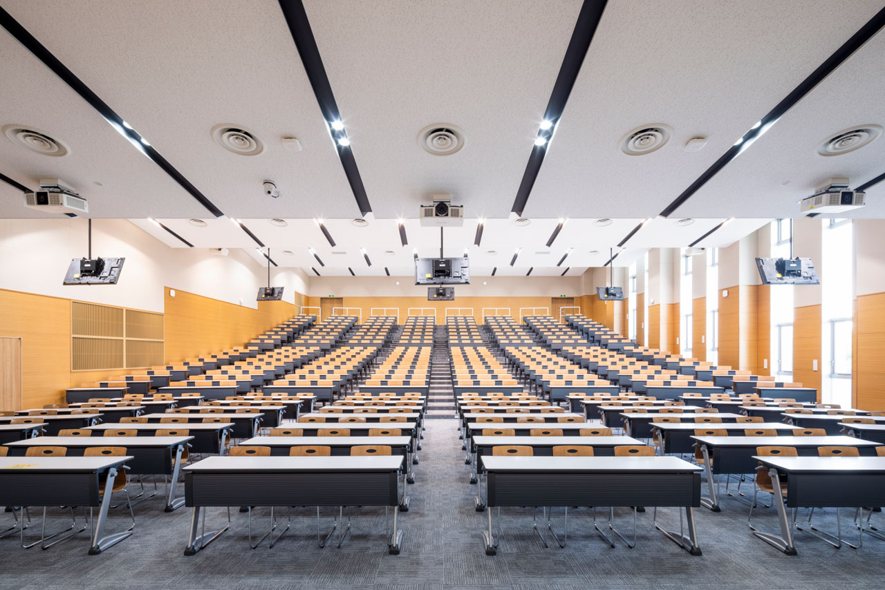 志学 館 大学