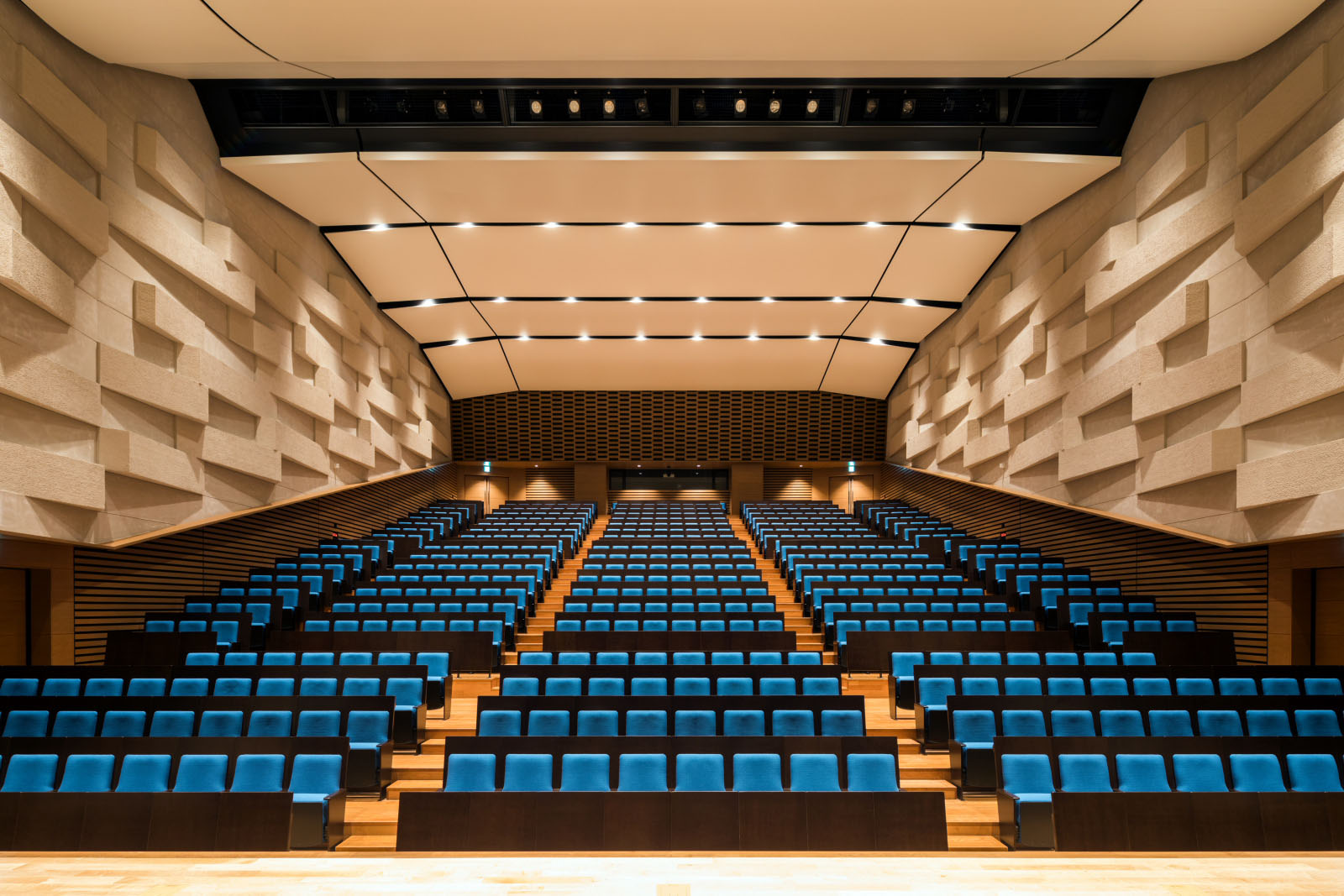  Auditorium Seating Chairs with Table "DERUTE"