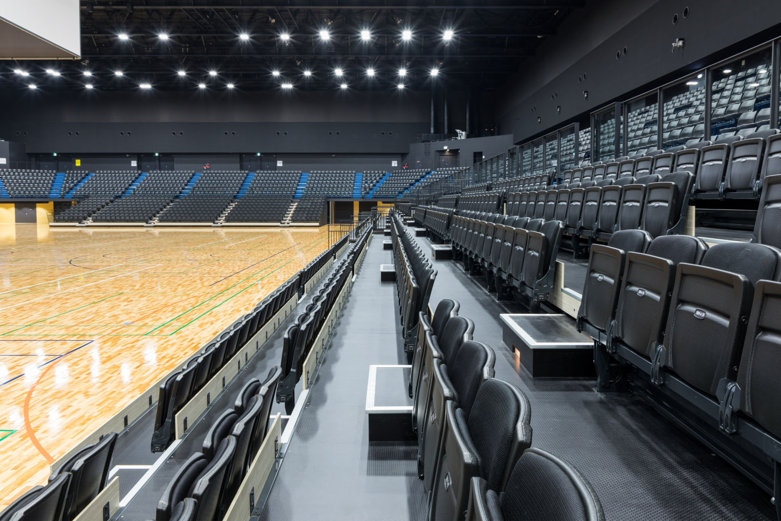 Teriha Sekisui House Arena 福岡市総合体育館 メインアリーナ コトブキシーティング株式会社