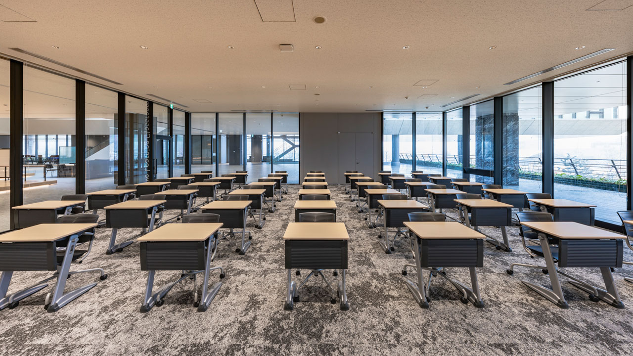 東京国際大学 池袋キャンパス 教室（アクティブラーニング教室 / 教室302 / 教室509 / PC教室1）