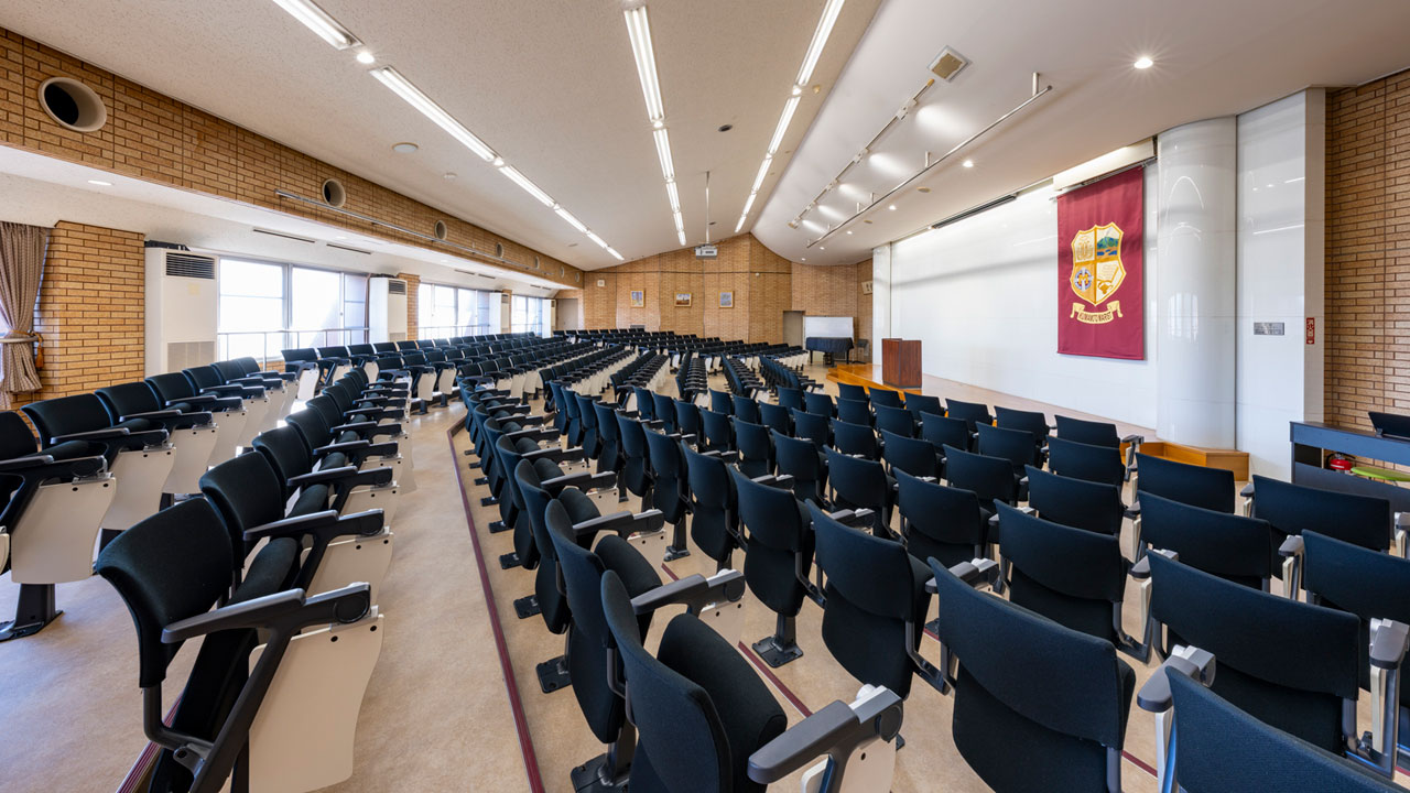熊本マリスト学園中学校・高等学校 シャンパニアホール