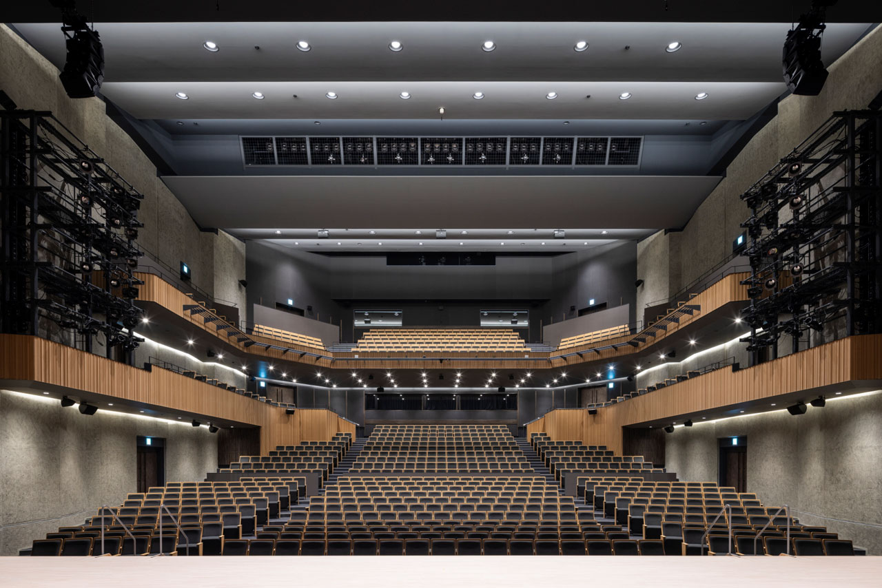 福岡市民ホール 中ホール