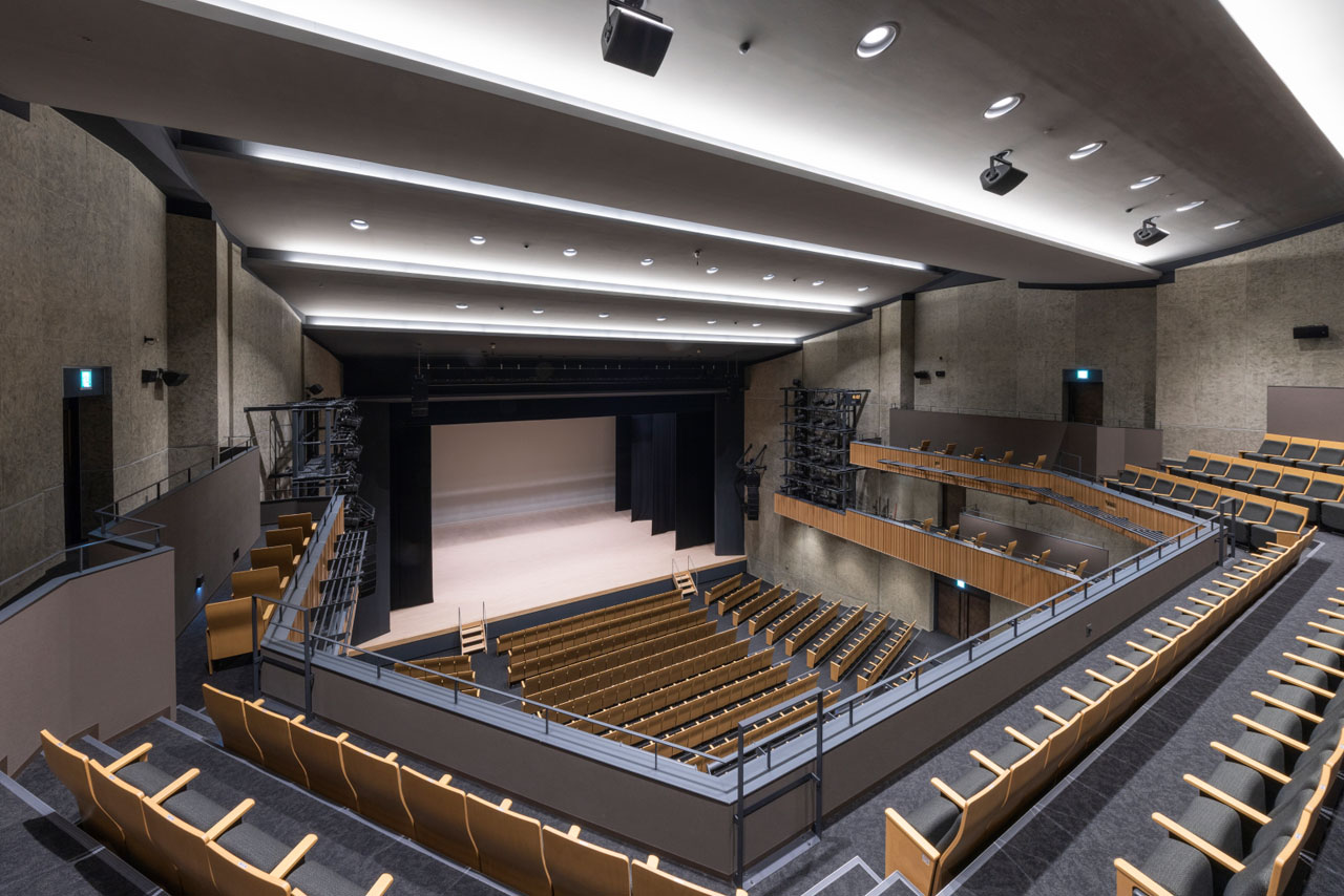 福岡市民ホール 中ホール