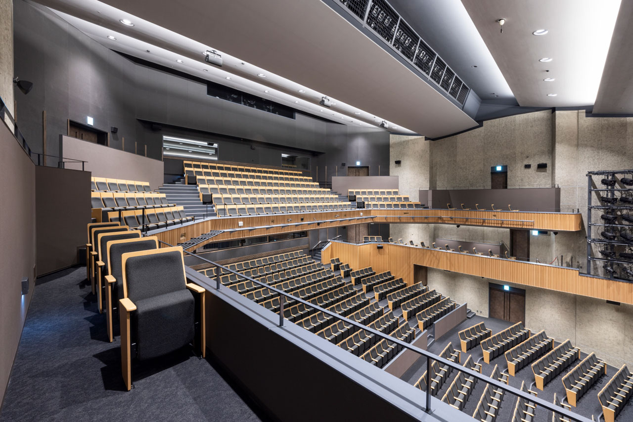 福岡市民ホール 中ホール