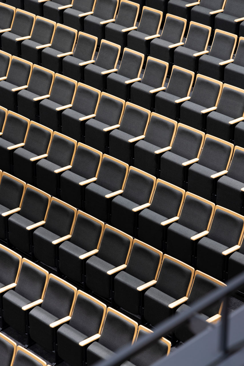 福岡市民ホール 中ホール